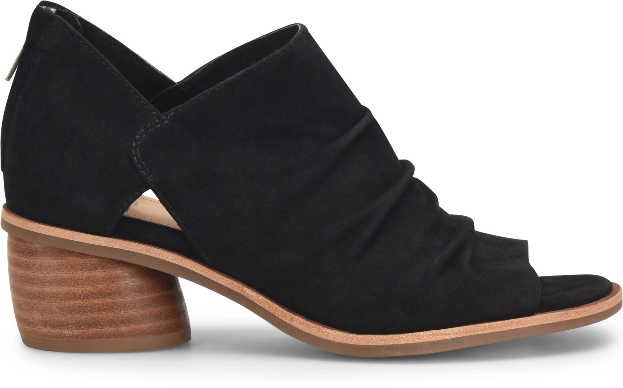 Catelyn shown in Black Suede (Black)