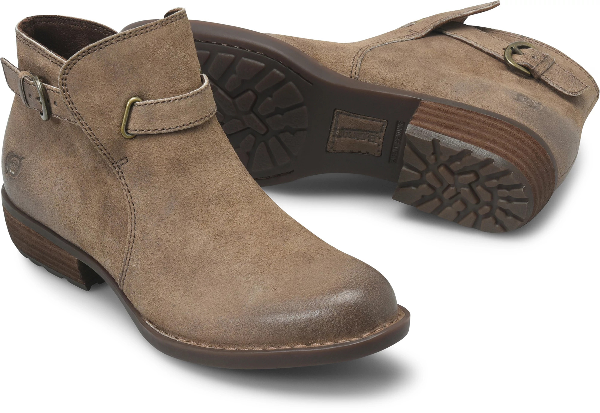 Jem shown in Taupe Distressed (Tan)