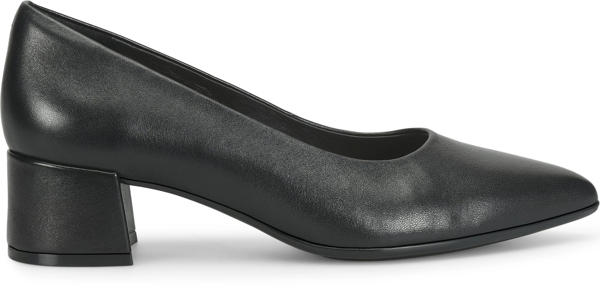 Sandra shown in Black (Black)