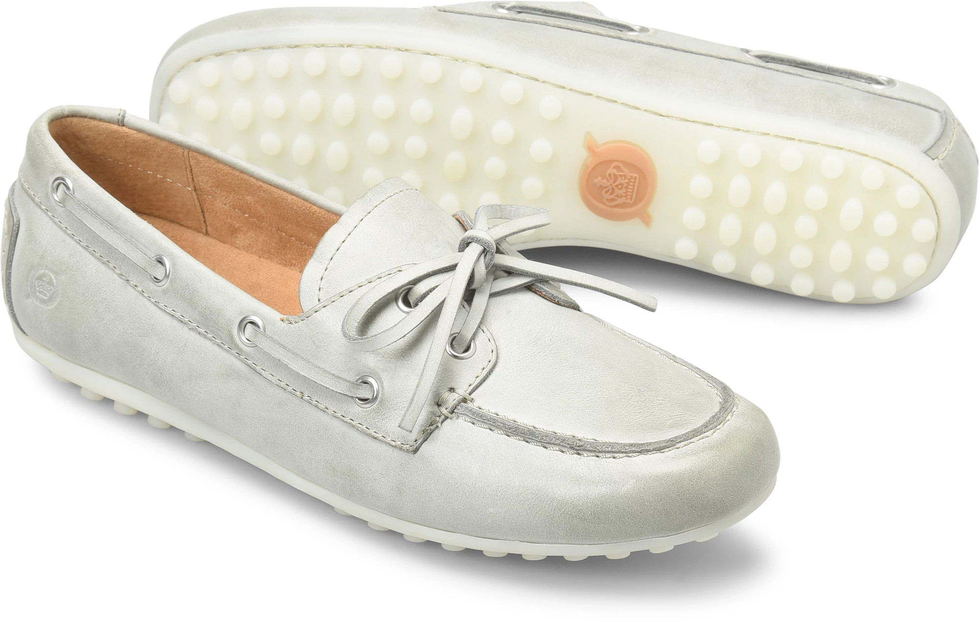 Faye shown in Light Green Roccia (Green)