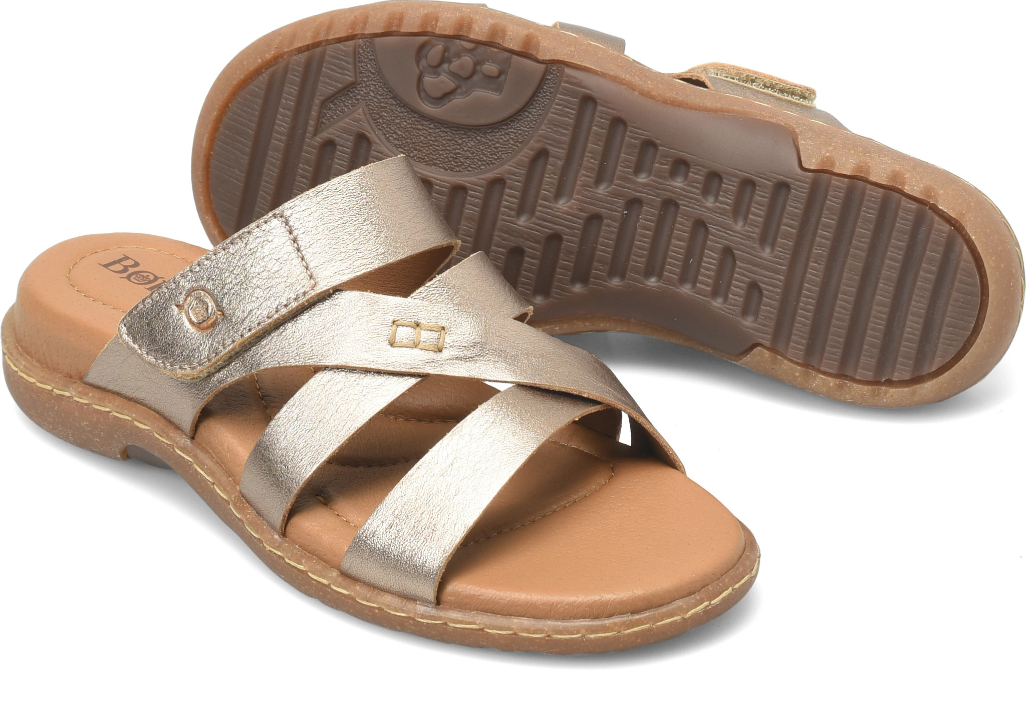 Shawna shown in Gold Metallic (Metallic)