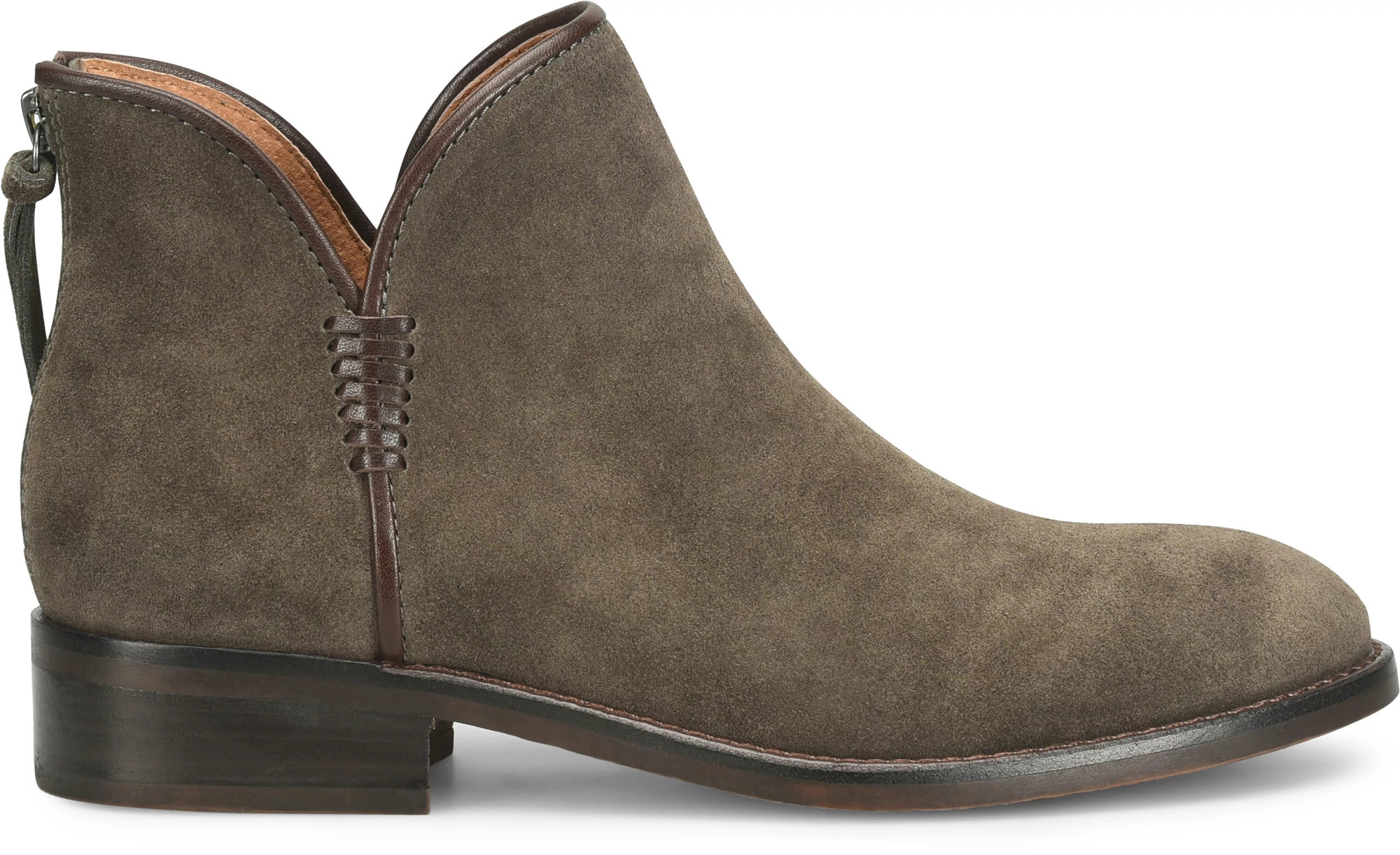 Desi shown in Dark Taupe (Grey)