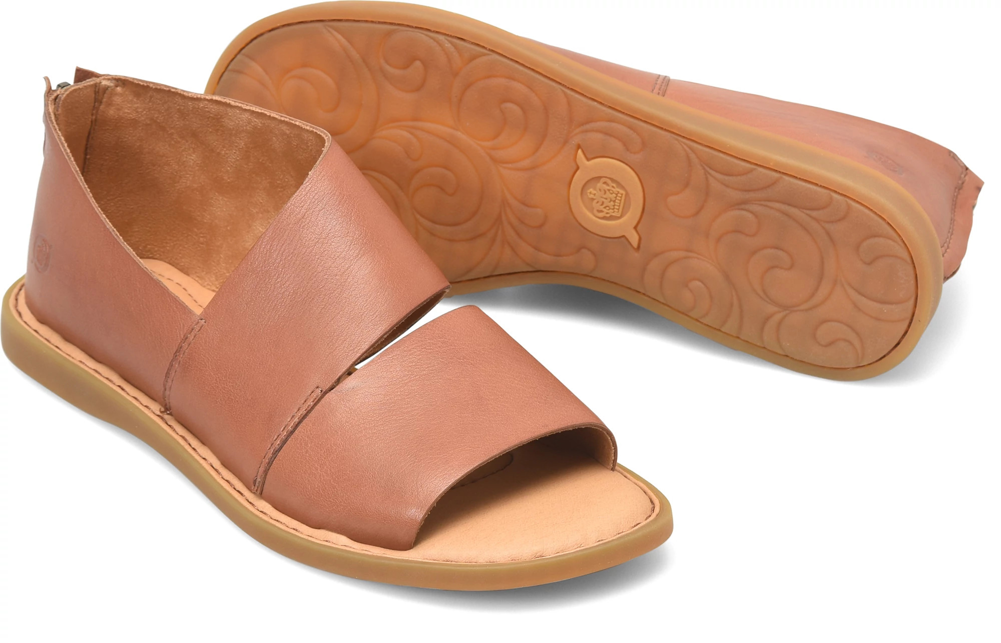 Mila shown in Brown (Brown)