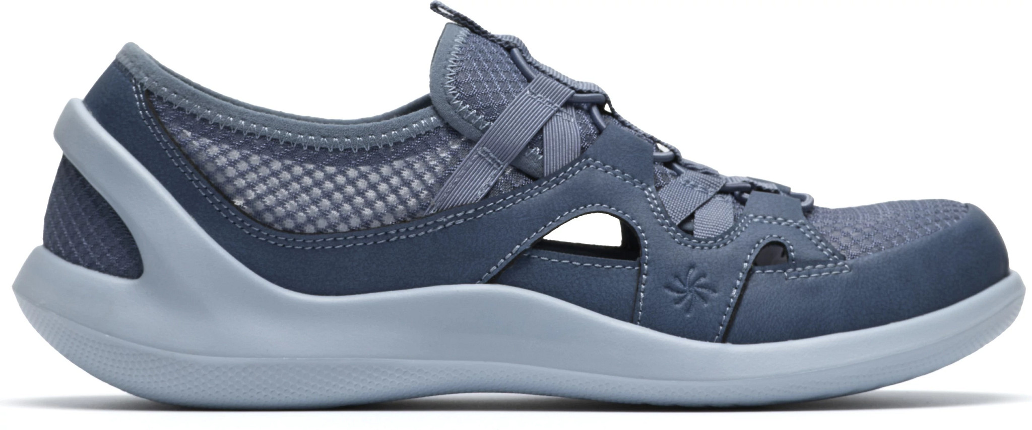 Women's Clarks Cloudsteppers Solevana Step shown in Blue Grey (Blue)