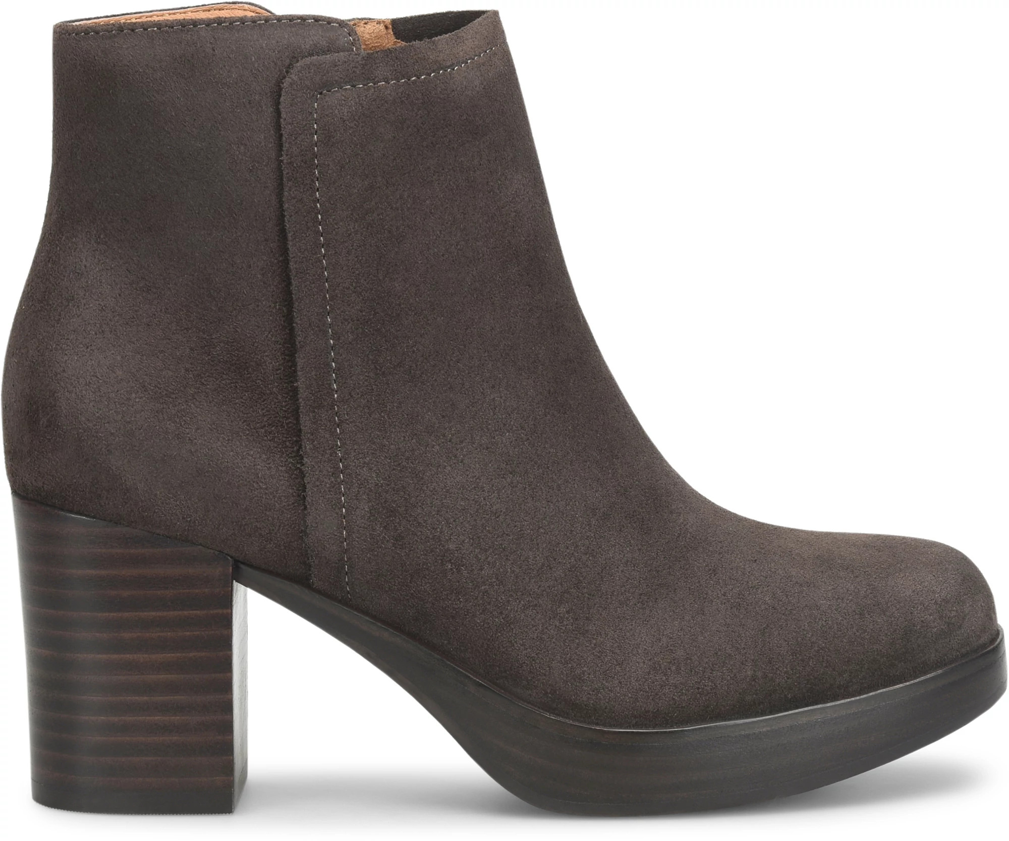 Kendall shown in Lince Dark Brown (Brown)