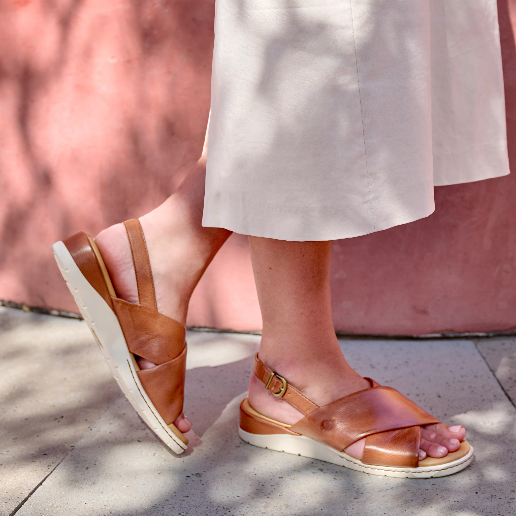 Her lip to / ハーリップトゥ | @herlipto 🏷️Becca Slingback