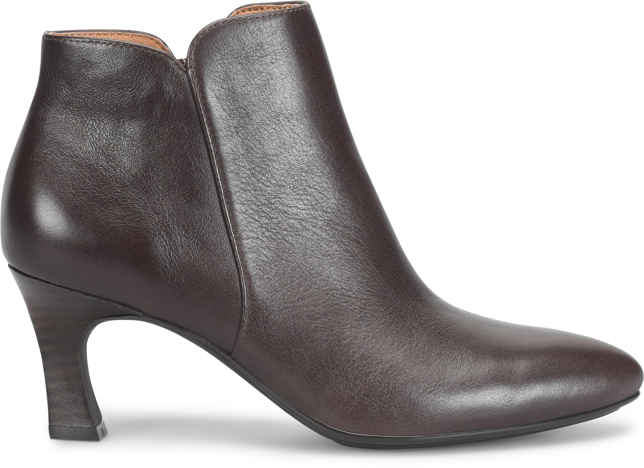 Sasha shown in Chocolate (Brown)