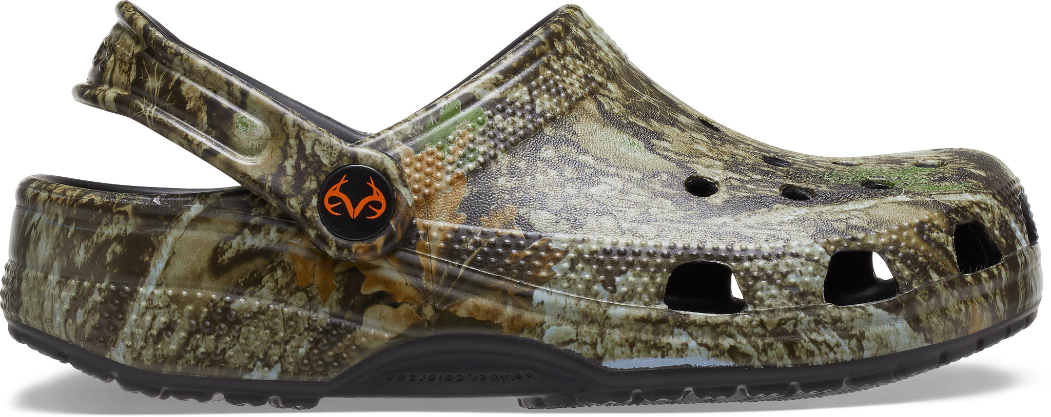 Boy's Crocs Classic Realtree Apx Clog shown in Camouflage (Camo)