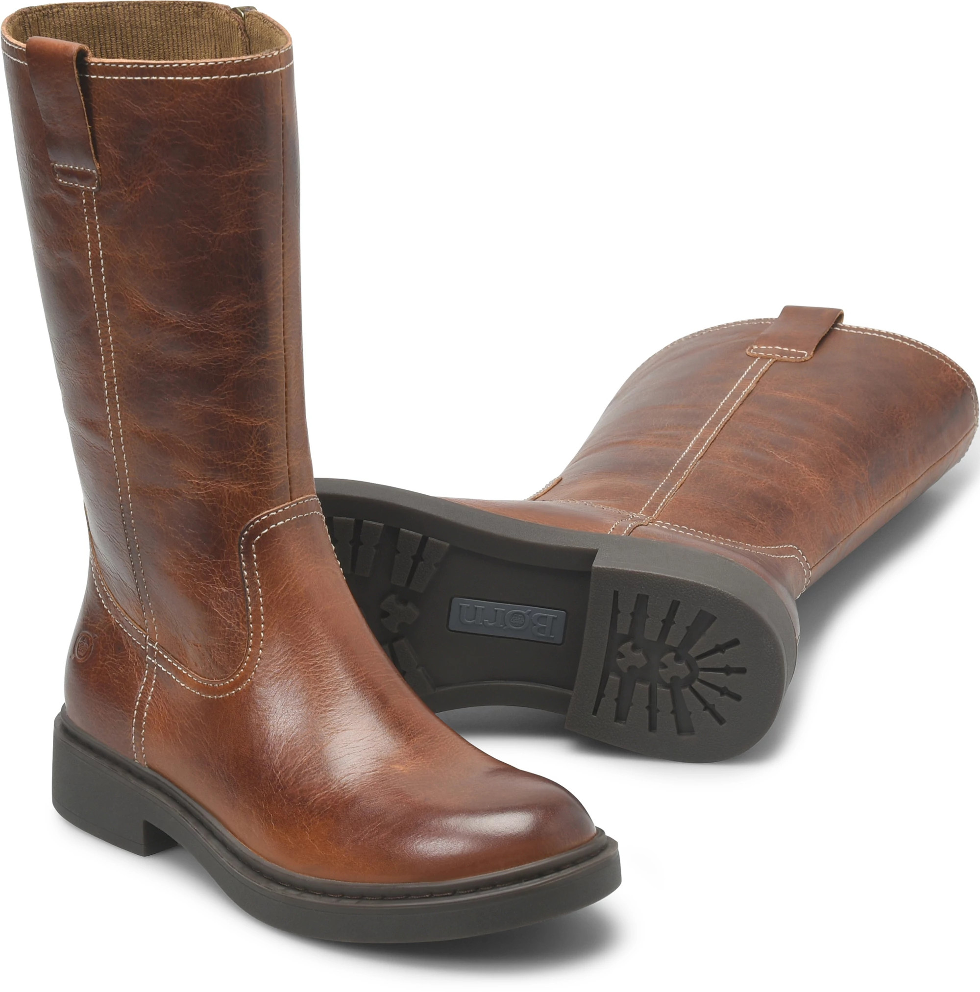 Bradey shown in Tan Cognac (Tan)