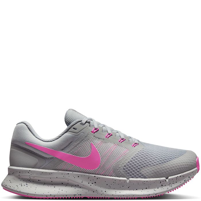 Women's Nike Run Swift Se Super Shoes - Main Image