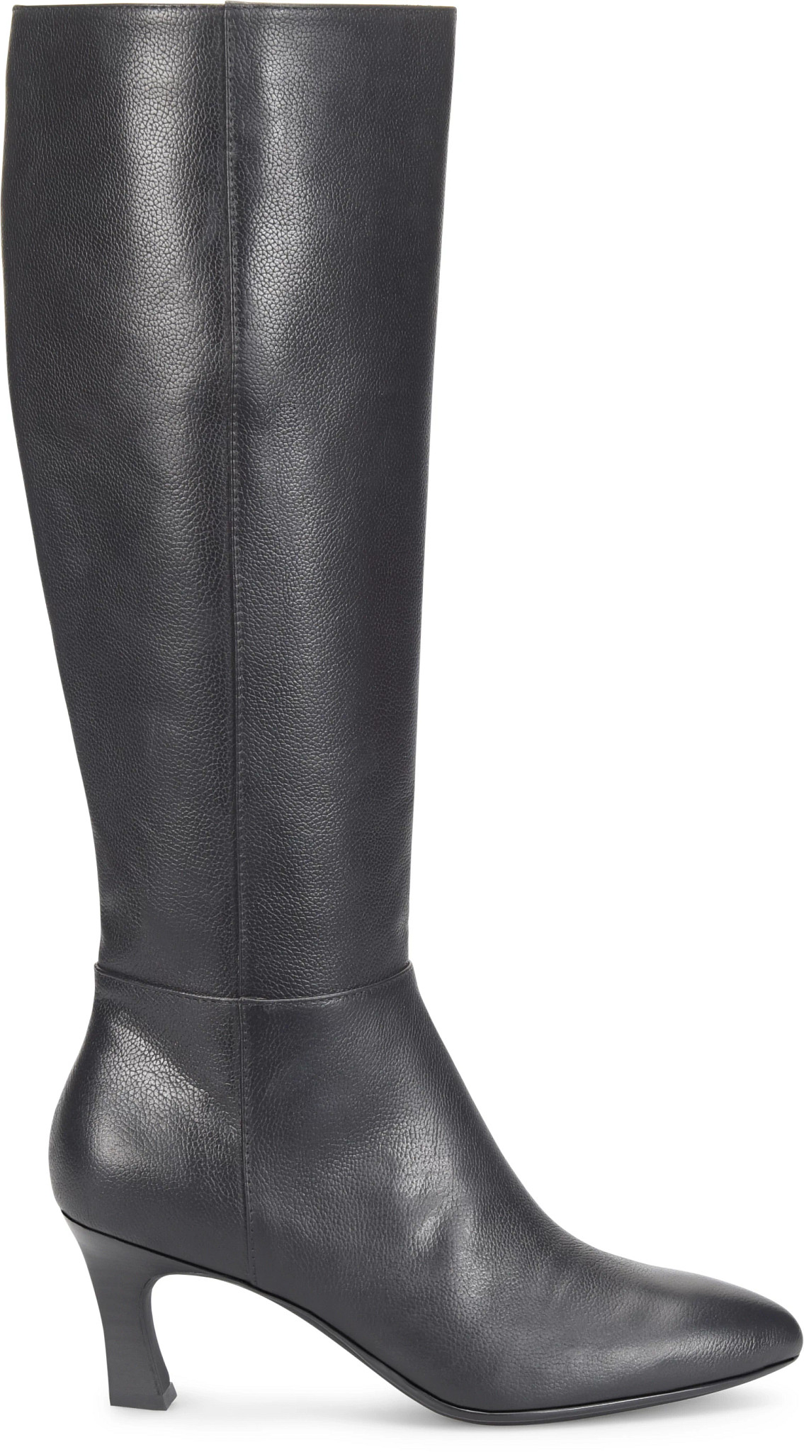 Sonya shown in Black (Black)