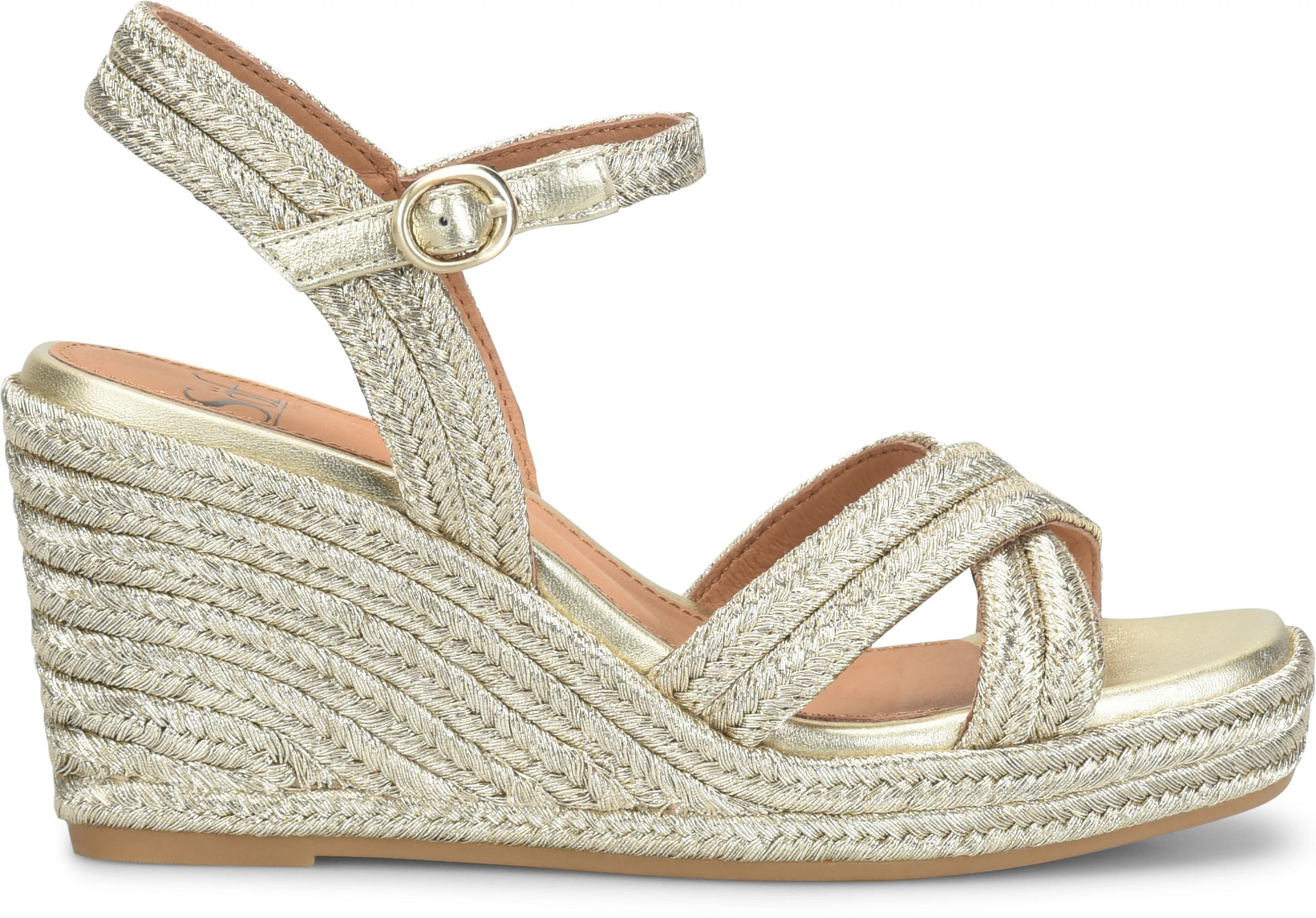 Newbury shown in Platino (Metallic)