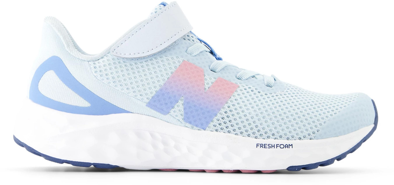 Girl's New Balance Arishi Runner shown in Frosted Glass/Carolina B (Multicolor)