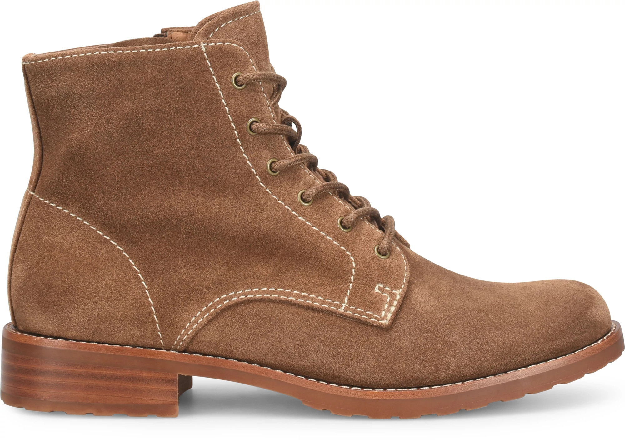 Baker se muestra en la Siena Brown (Caf&eacute;)