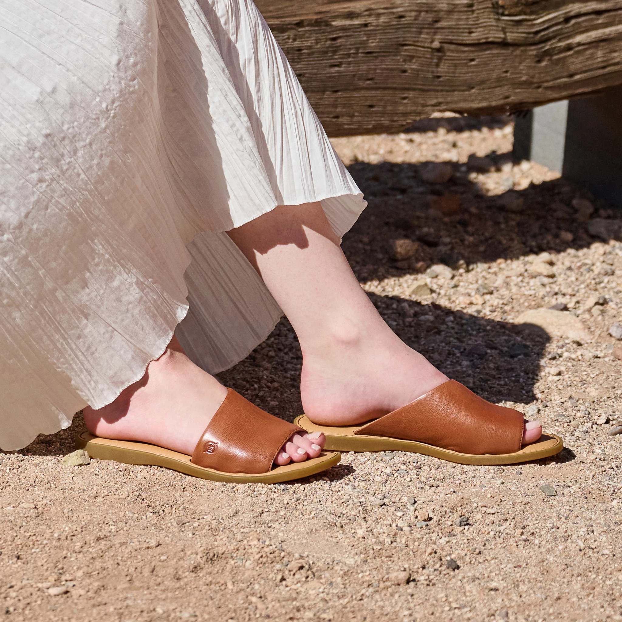 Izabel shown on model 