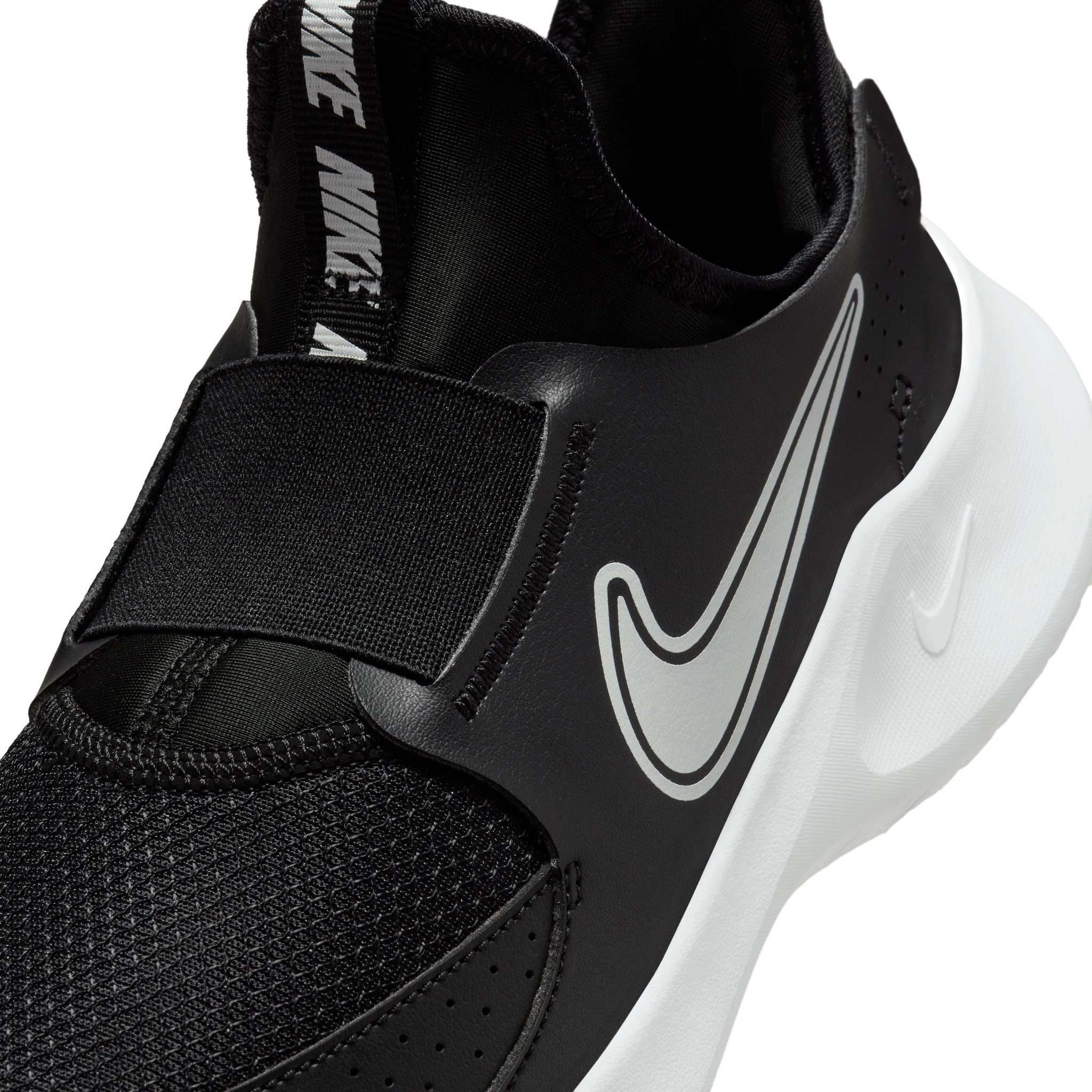 boys nike flex