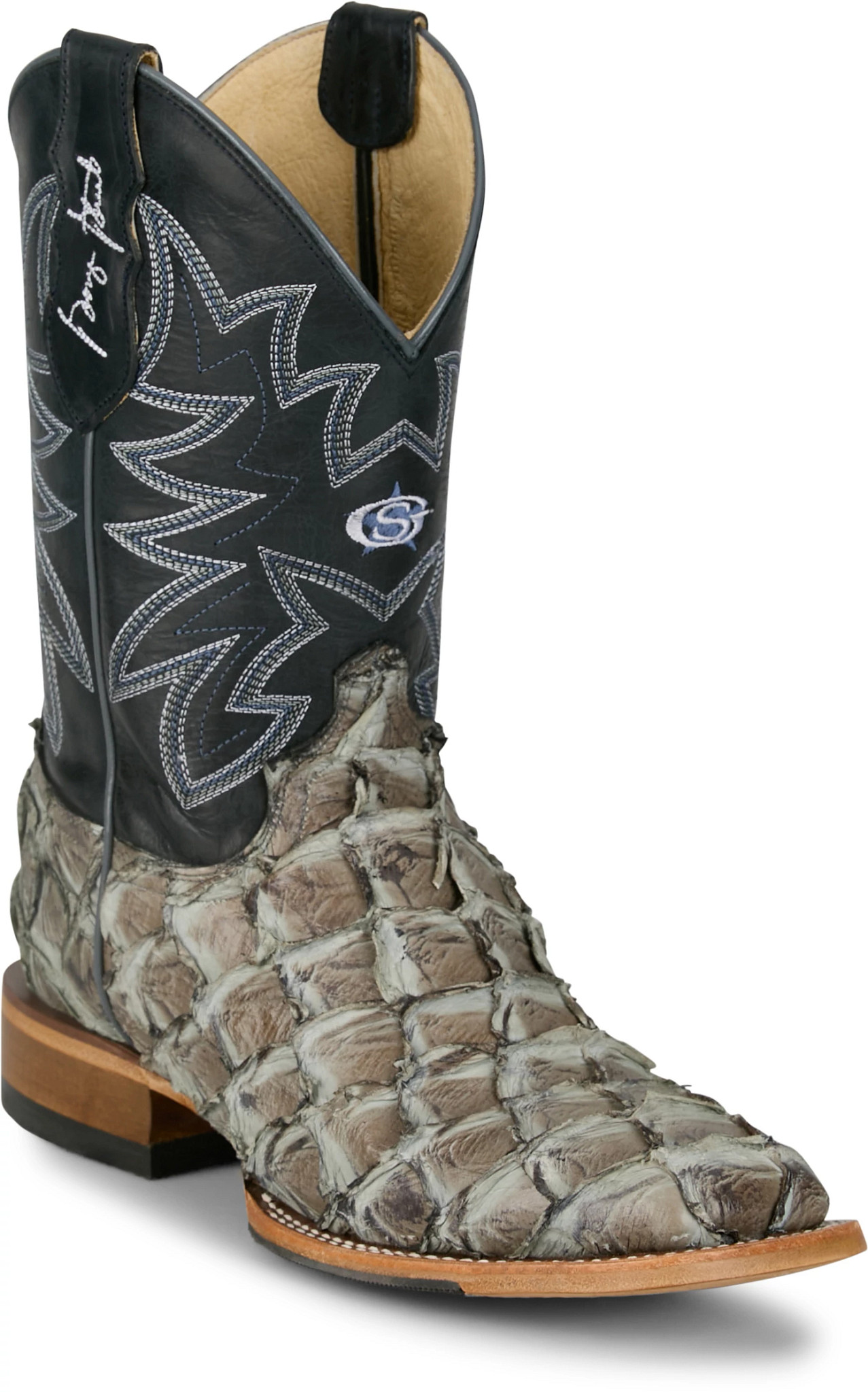 Ocean View 11" Pirarucu shown in Slate (Grey)
