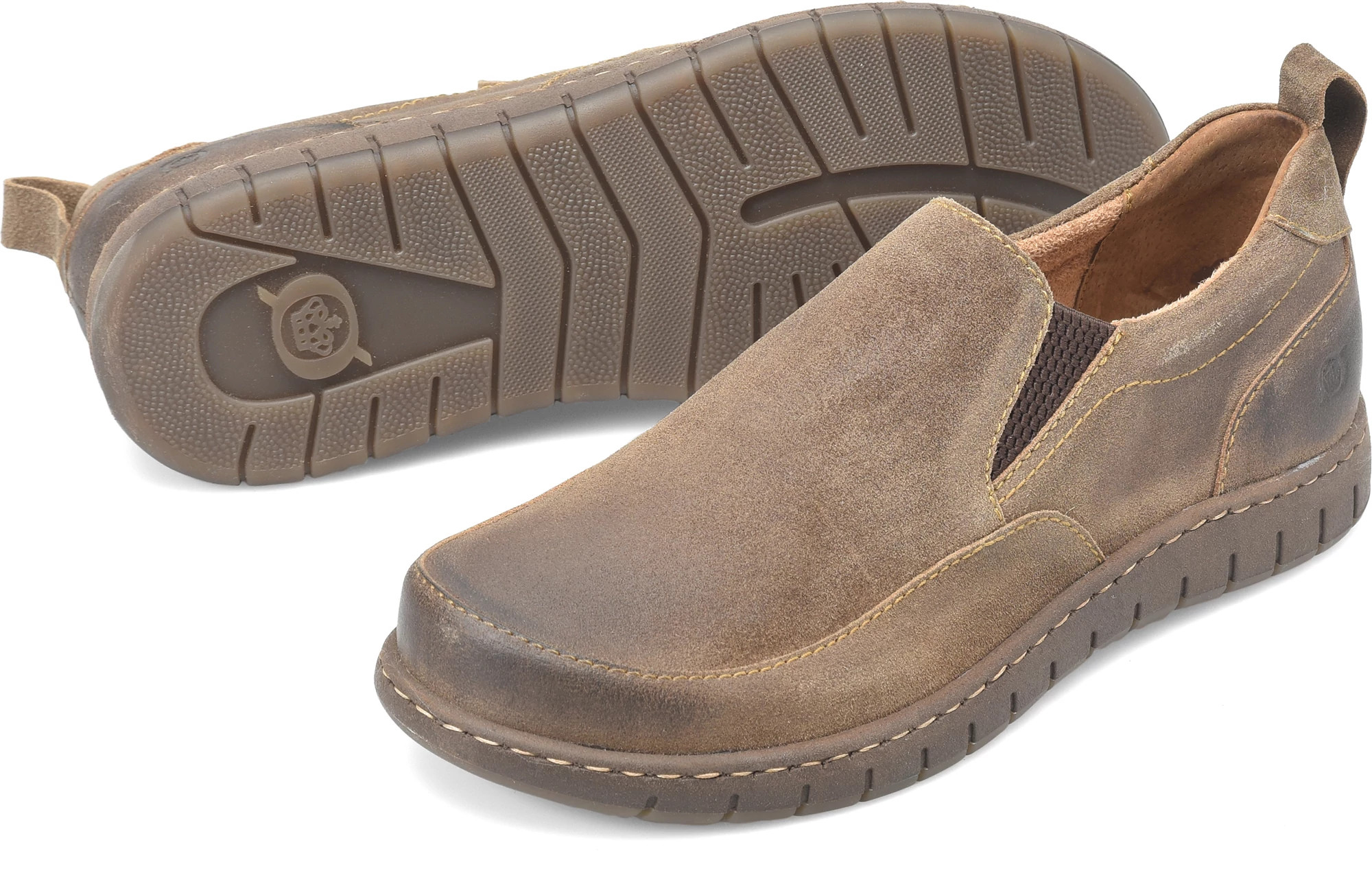 Leeds se muestra en la Taupe Distressed Combo (Caf&eacute; Claro)