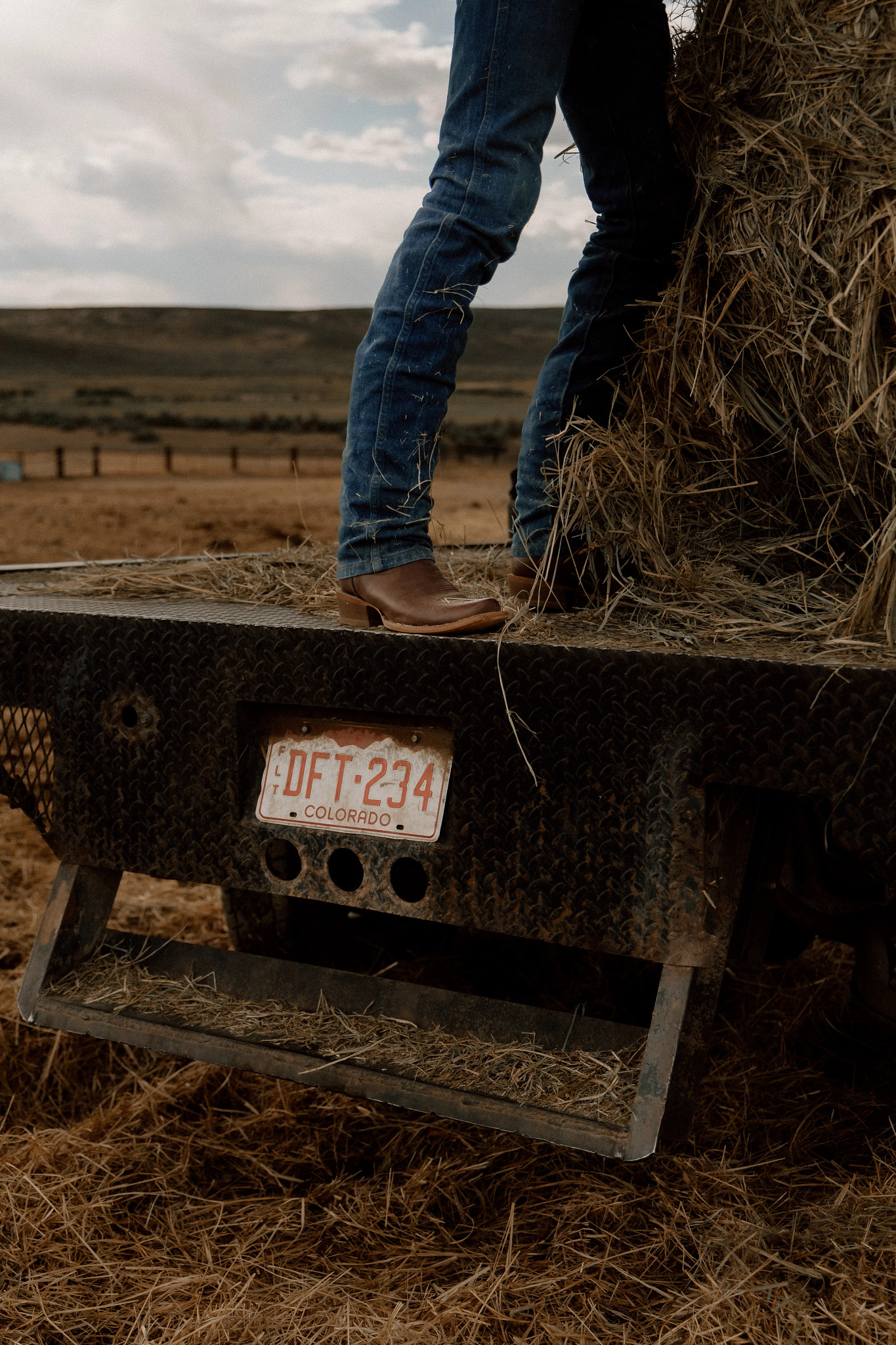 Beau 13" Western shown on model 