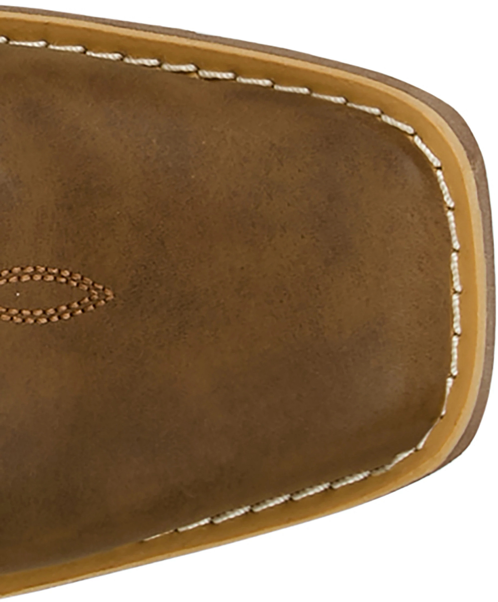 Dee 7" Western shown on model 