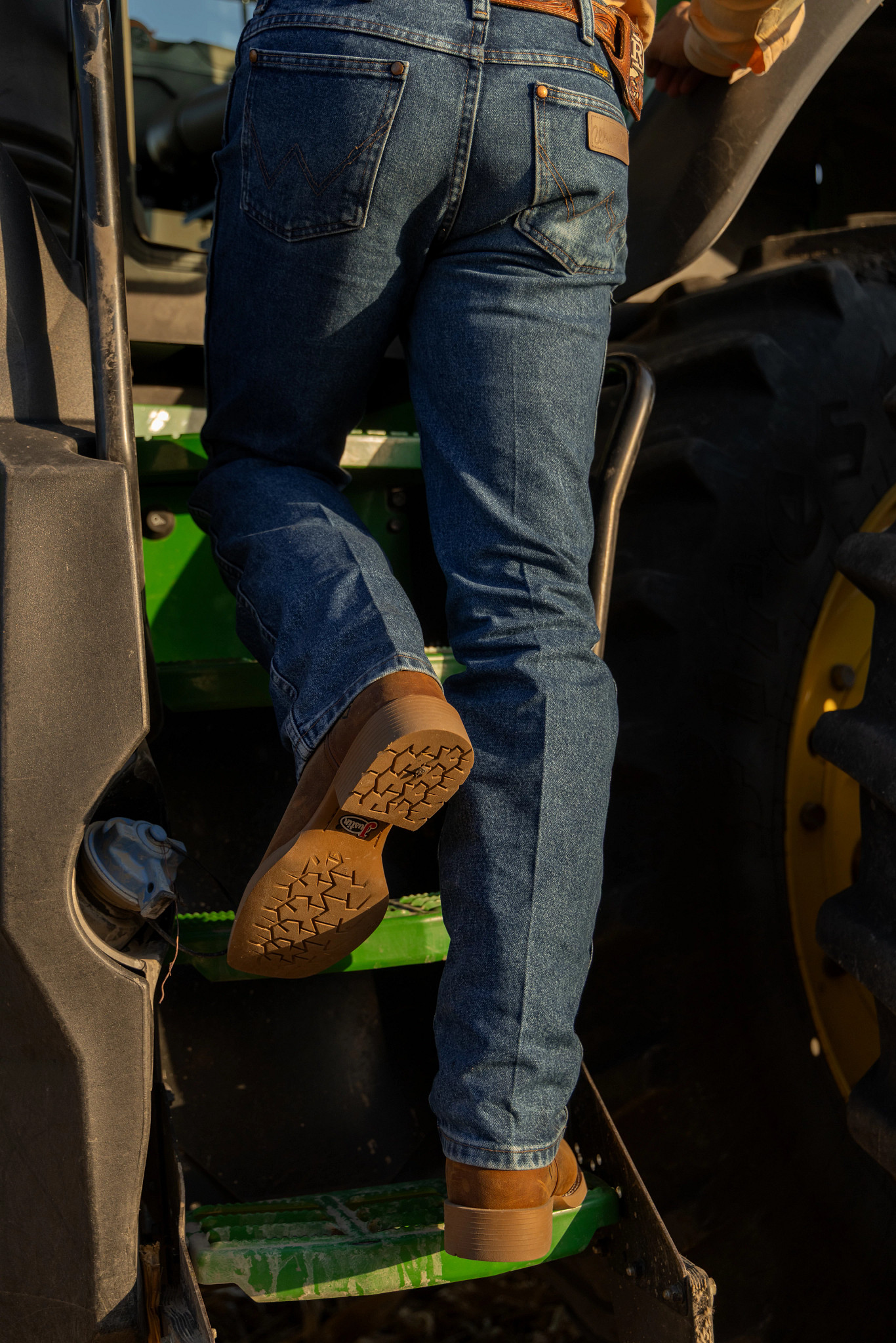 Dear Rodeo 11" Roughout shown on model 