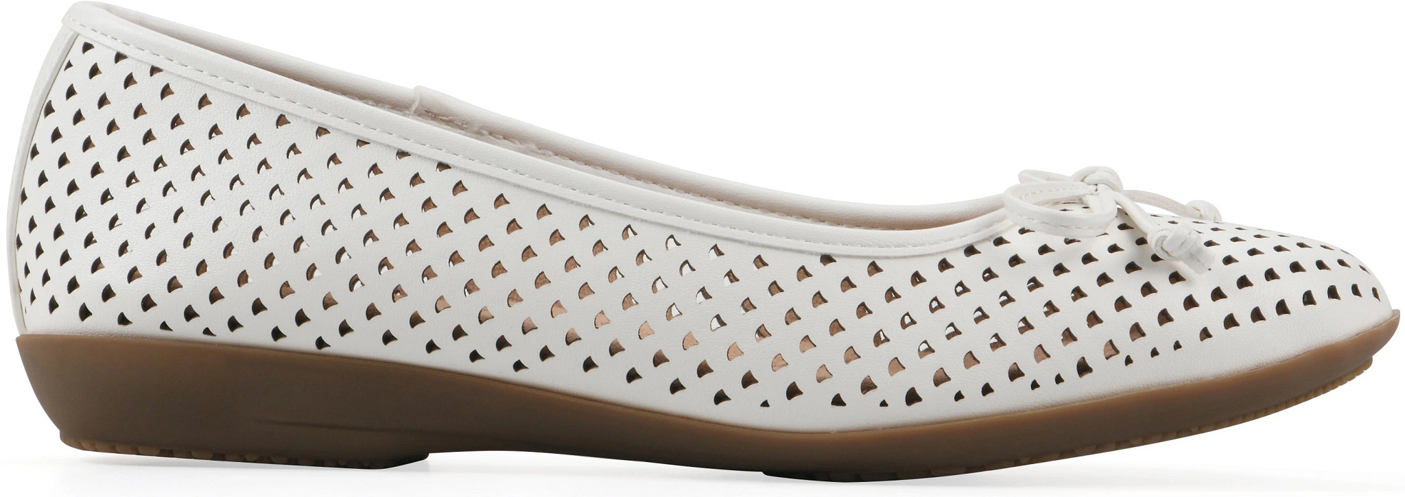 Women's Cliffs By White Mountain Carris shown in White (White)